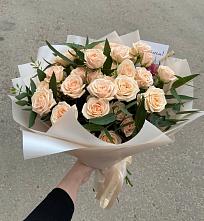 Букет Кремовые розы Латте в Первомайское Ленинградская область